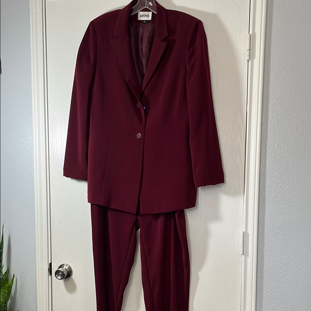 Kasper Burgundy Blazer & Pants  Suit Set – Size 14 – Elegant Career Office Wear